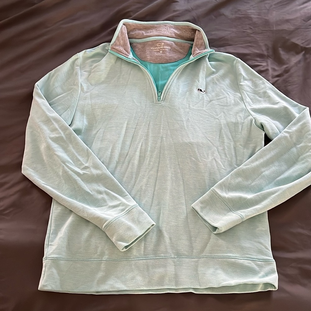 MENS quarter zip vineyard vines